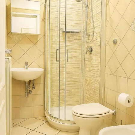 Antonietta Ischia 3*